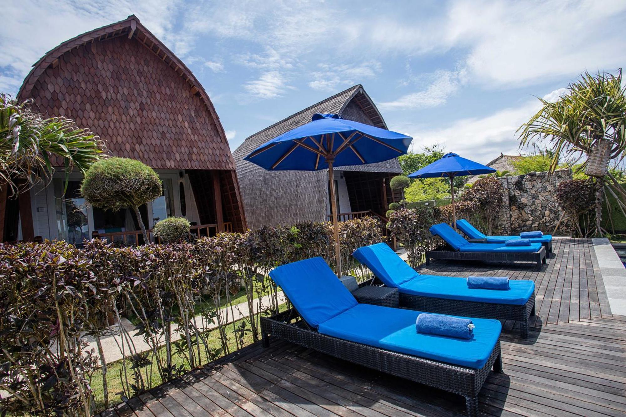 Holiday park Water Blow Huts Nusa Lembongan (Bali)