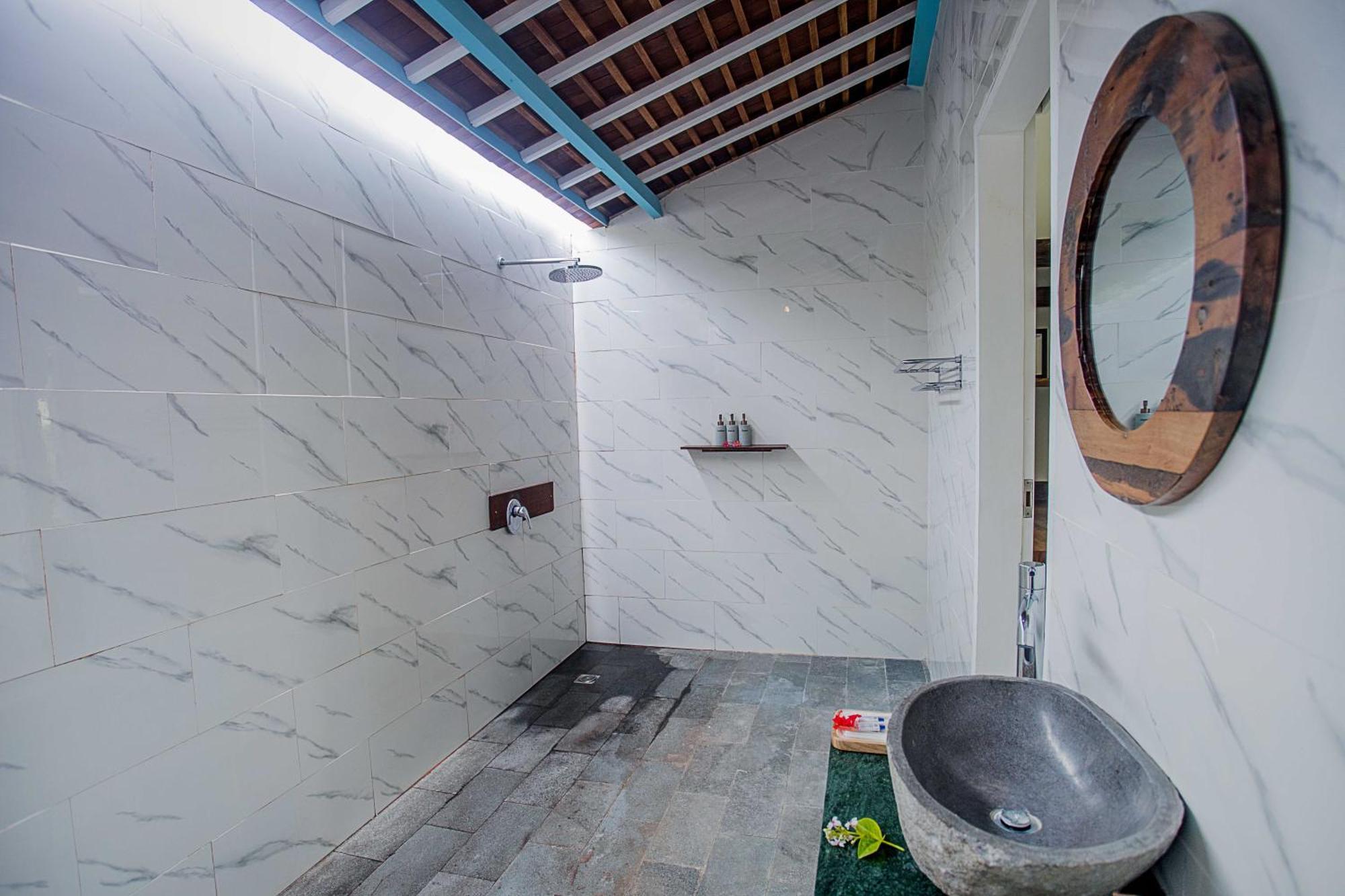 Water Blow Huts हॉलिडे पार्क Nusa Lembongan (Bali)