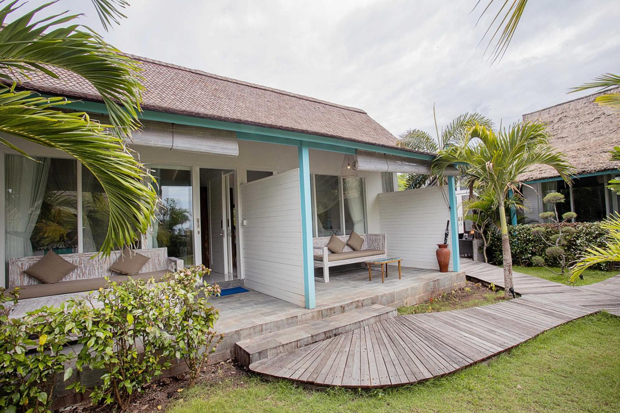 Water Blow Huts 3* Lembongan